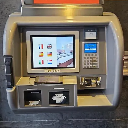 فندق Airport Jaegerhof فيزه