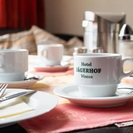 Hotel Airport Jägerhof 2*