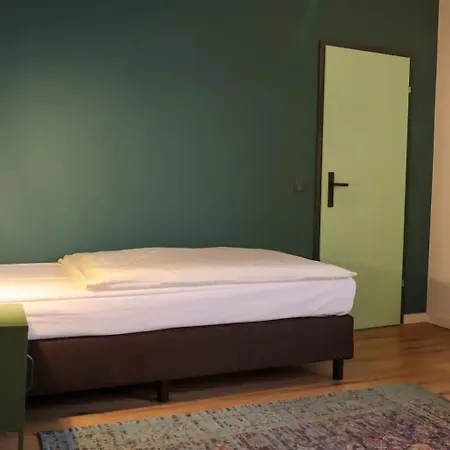 Airport Jaegerhof Szálloda 2*