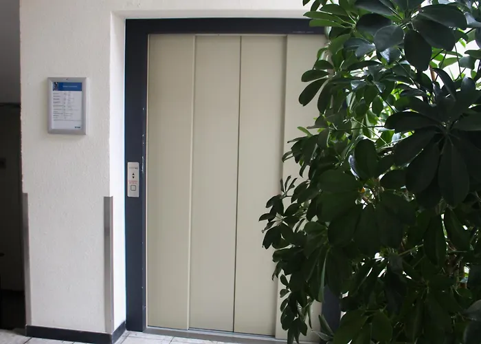 Airport Jägerhof 2* Weeze