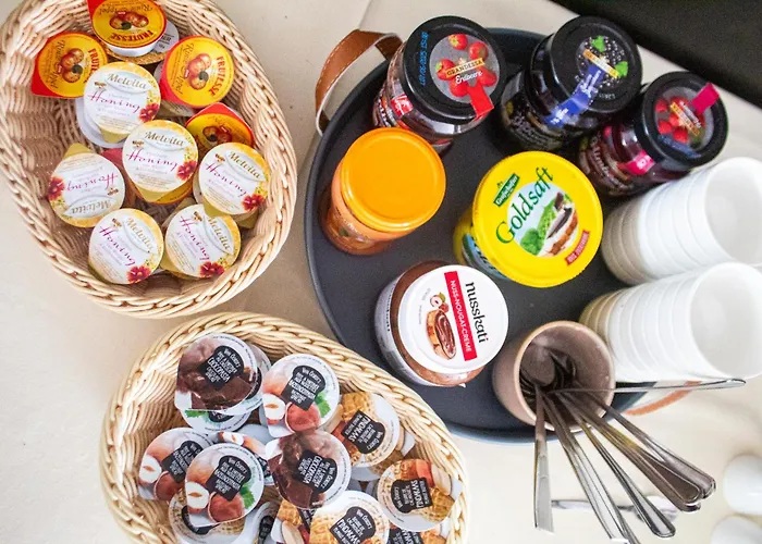 Airport Jaegerhof Hotel