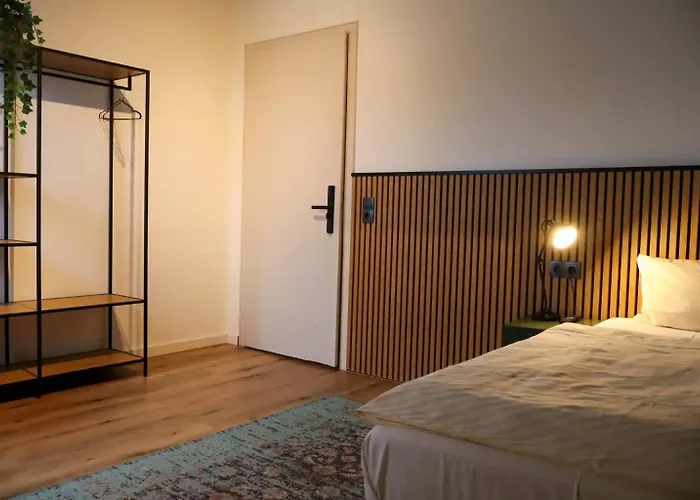 Airport Jaegerhof Hotel 2*