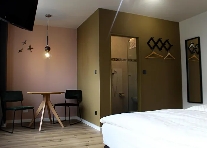 Airport Jägerhof 2*